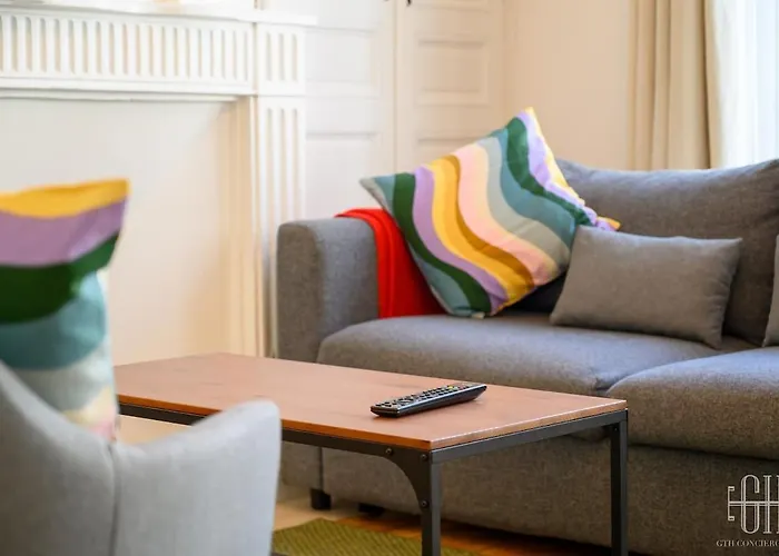 Le St Graal - 4v - Hyper Centre De * Tours