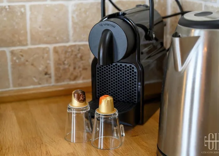 Le St Graal - 4v - Hyper Centre De